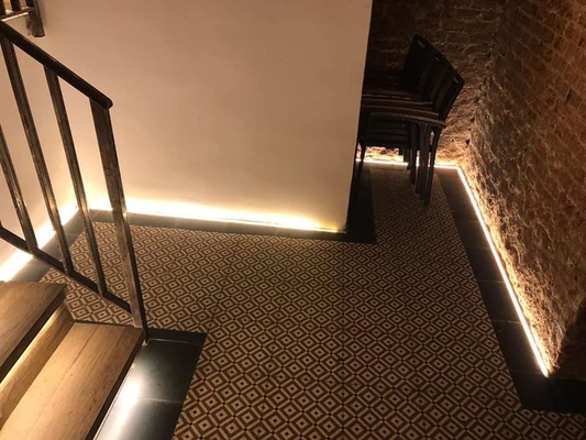 Bon prix Profil en aluminium de mur de LED allumant LED Alu bordant la ligne la Manche en aluminium d'extrusion de Profil de cloison sèche en ligne