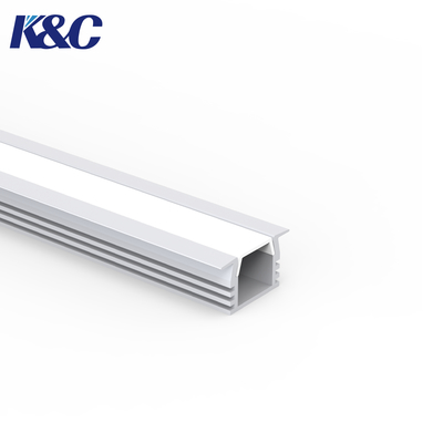 Bon prix Profiles en aluminium à haute pureté à LED avec des bords décoratifs intégrés en ligne