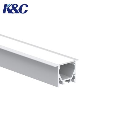 Bon prix Profilé LED magnétique K94-1 avec dissipation thermique rapide et alliage d'aluminium 6063 T5 pour canal d'éclairage suspendu en ligne