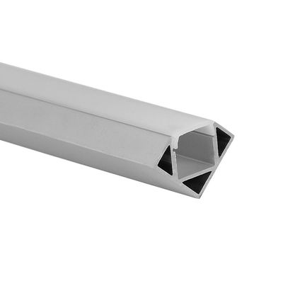 Le canal en aluminium mené a monté 6063 le profil en aluminium faisant le coin de t5 2.5m LED