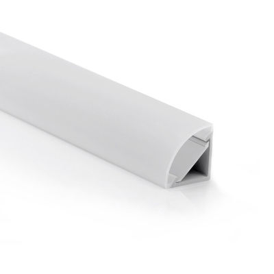 Bon prix La Manche imperméable du diffuseur LED de PC 6063 T5 16*16mm pour le coin en ligne