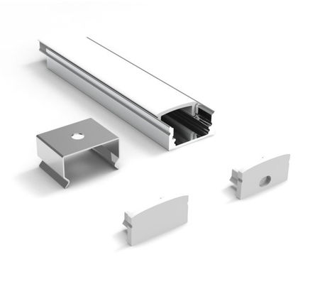 La surface a mené l'extrusion en aluminium 17*9mm de profil de bande en aluminium du canal LED avec la couverture de PC