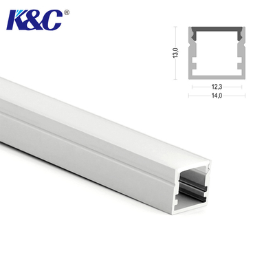 Bon prix La place de PC de PMMA a mené la Manche Ip65 d'extrusion de l'alliage T5 d'aluminium du profil 6063 en ligne