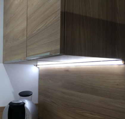 Bon prix T5 90 radiateur en aluminium mené 45 par degrés de lumière de bande de coin de la Manche avec l'agrafe de couverture de Pmma en ligne